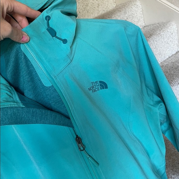 The North Face Aqua Full-Zip Waterproof Outdoor Rain Apex Flex Jacket - Picture 3 of 12